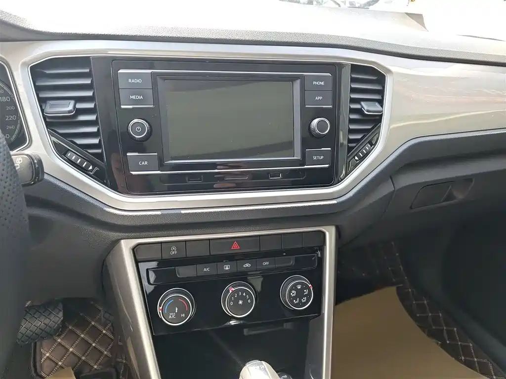 Volkswagen T-ROC 2020 280TSI DSG 2WD Progressive фото 6