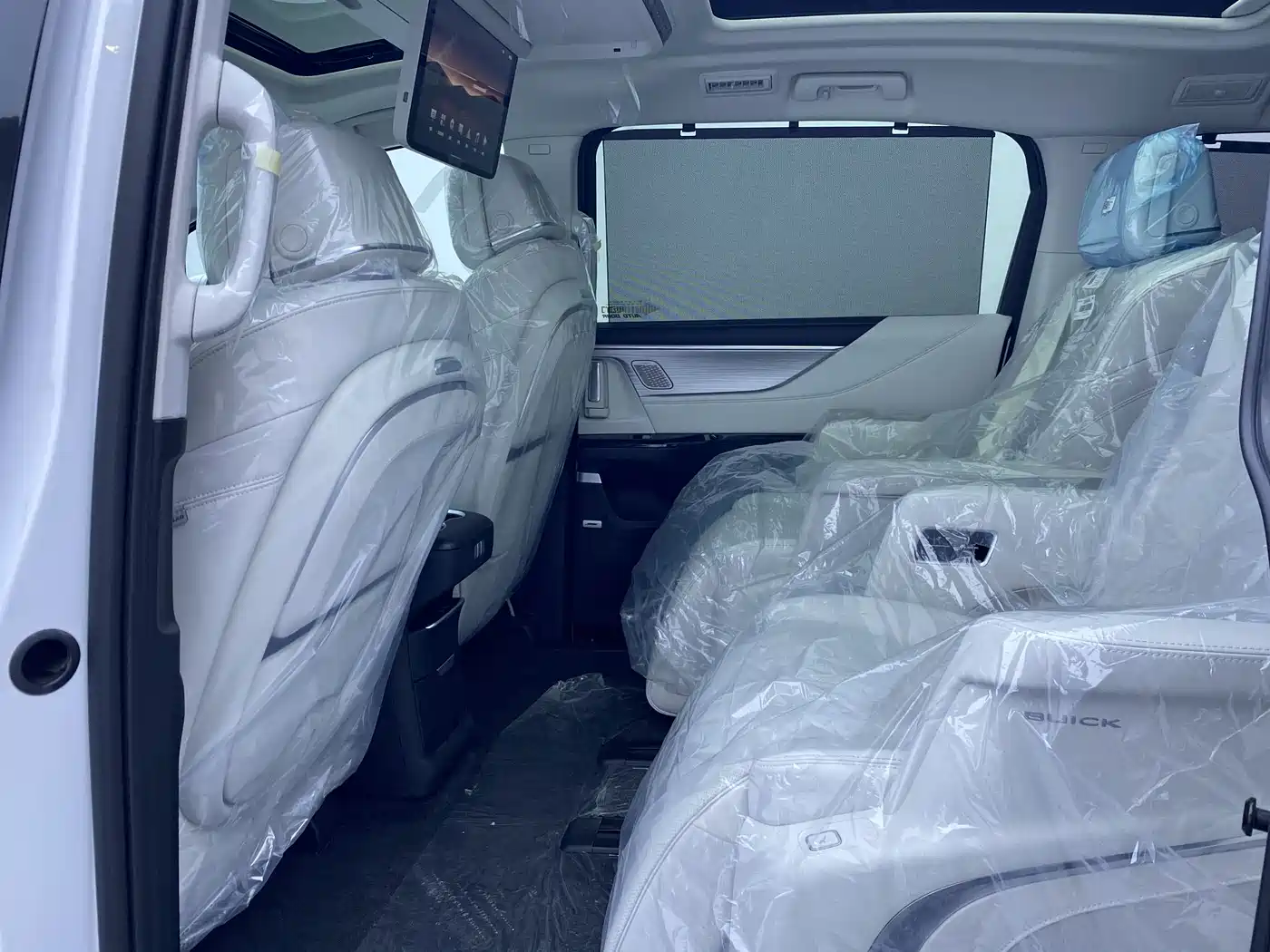 BUICK GL8 NEW ENERGY