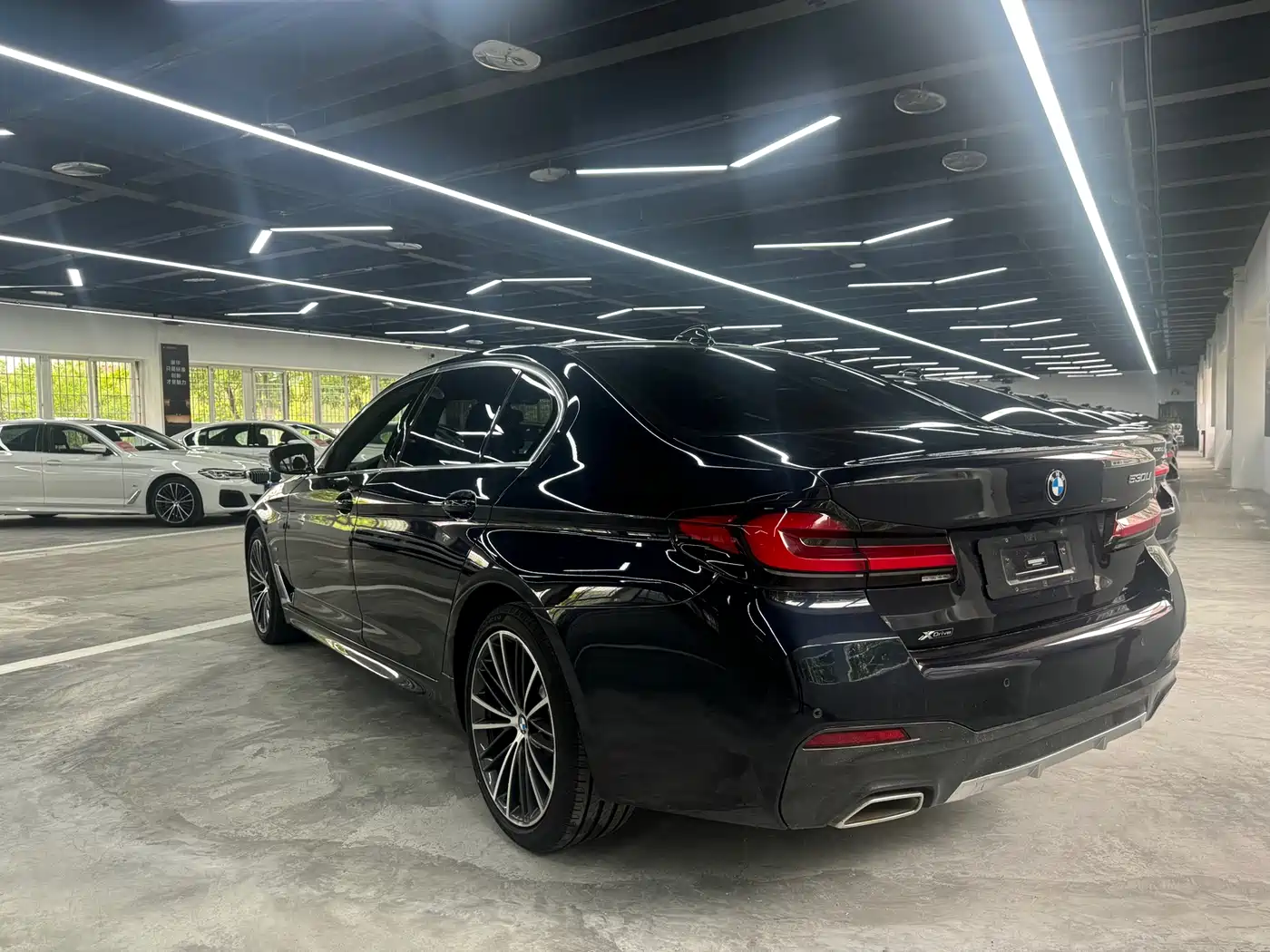 BMW 5-SERIES