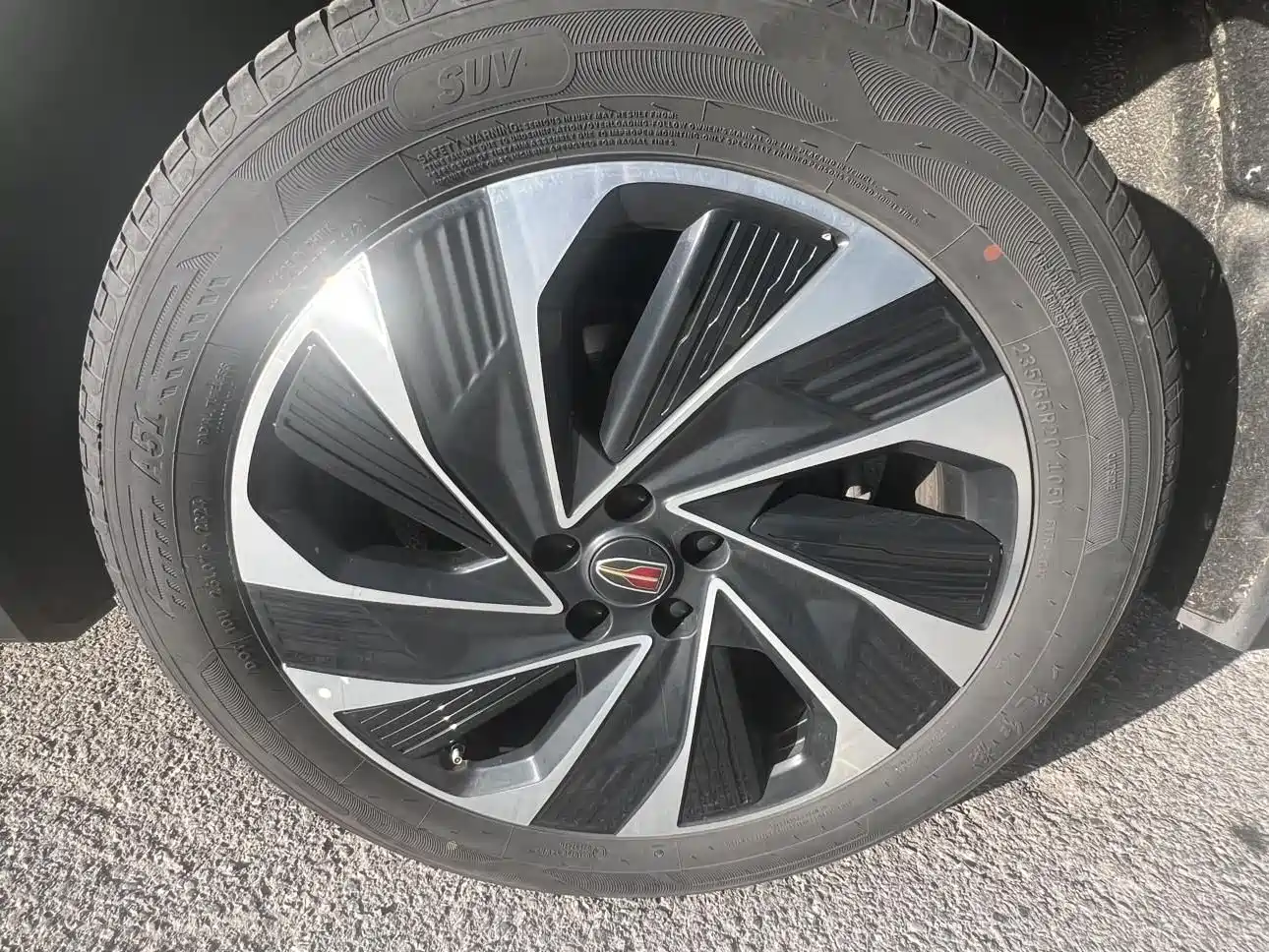 Hongqi HS7 PHEV 2025 2.0T PHEV 4WD 6-Seater Commemorative Edition фото 13