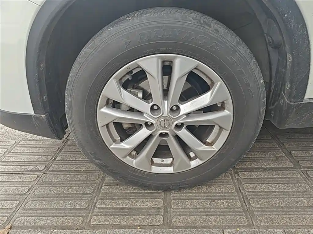 Photo 23 - Nissan X-Trail