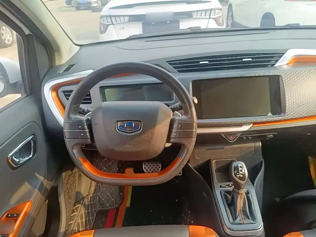 Geely Yuanjing X1 2019 2017 1.3L Auto Player Edition