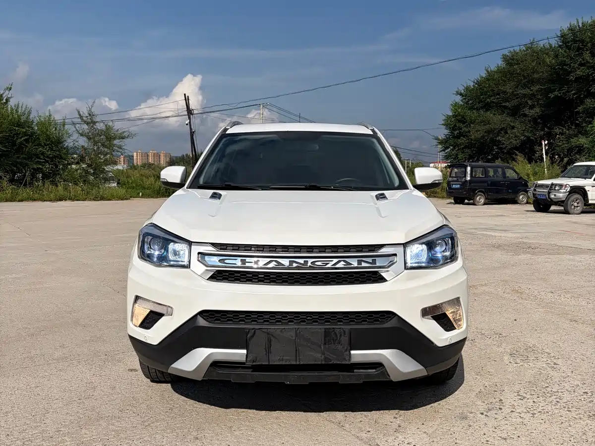 Changan CS75 2015 2014 2.0L Manual Luxury (China IV)