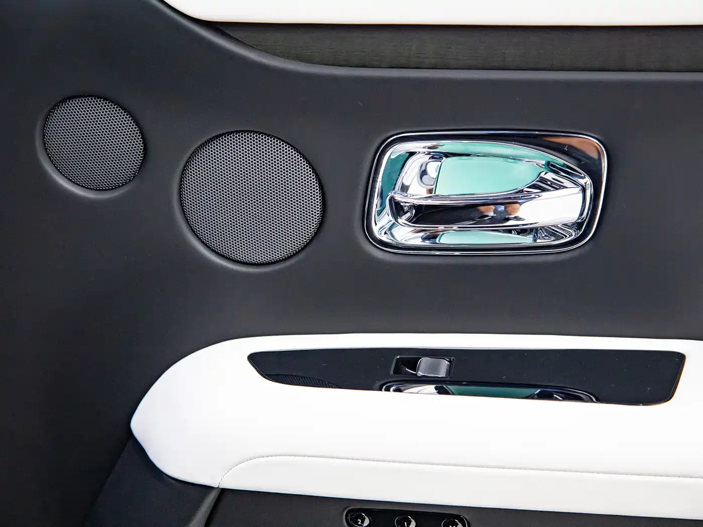 Rolls-Royce Ghost 2021 6.7T Standard Wheelbase фото 8