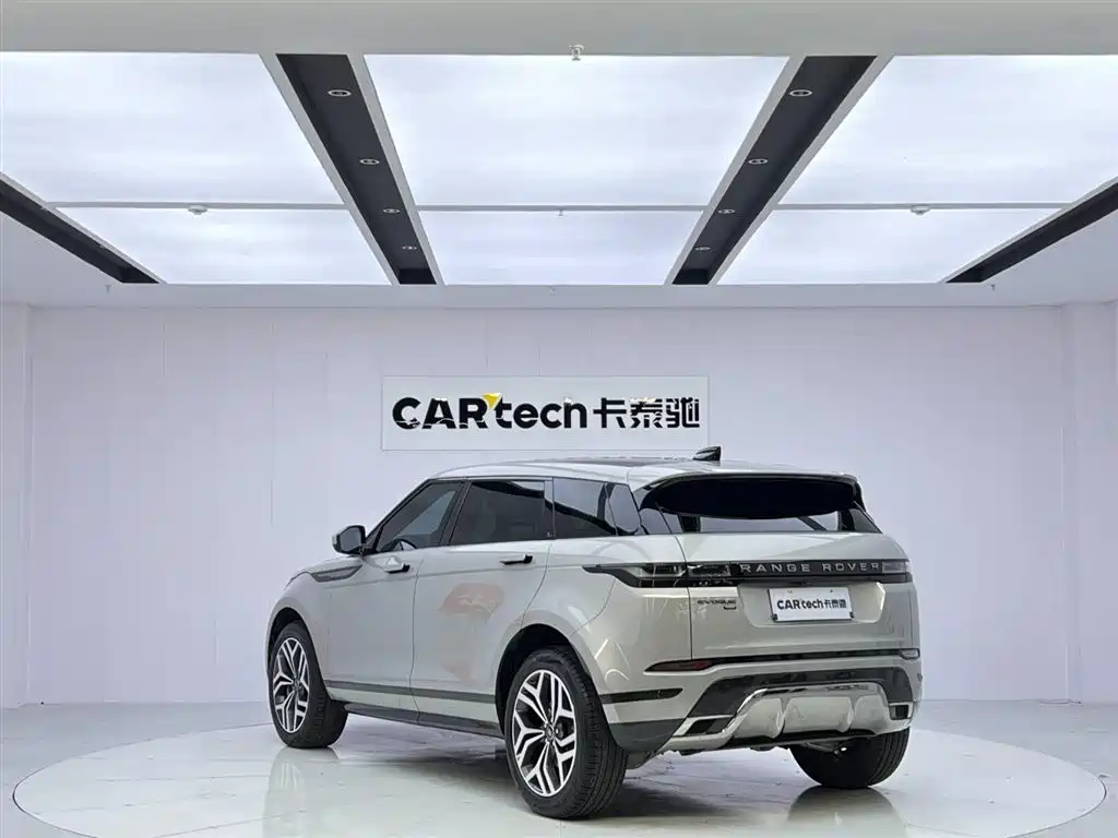 Land Rover Range Rover Evoque 2023 Range Rover Evoque L 249PS Luxury Edition фото 3