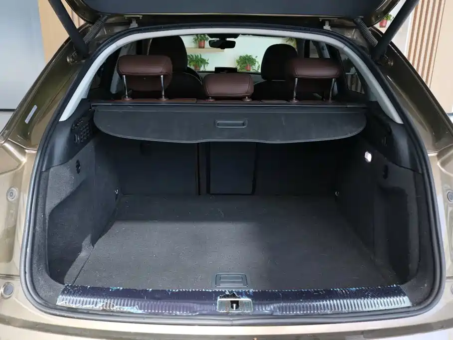 Photo 13 - Audi Q3