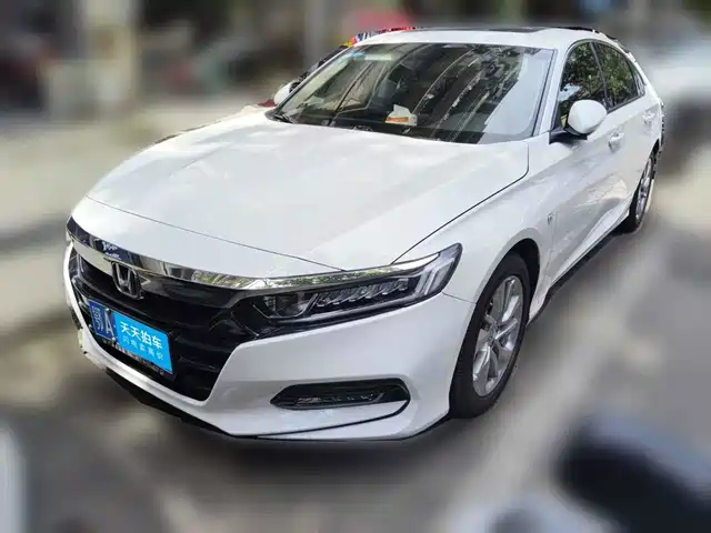 Honda Accord 2018 230TURBO Comfort Edition China V — фото 1