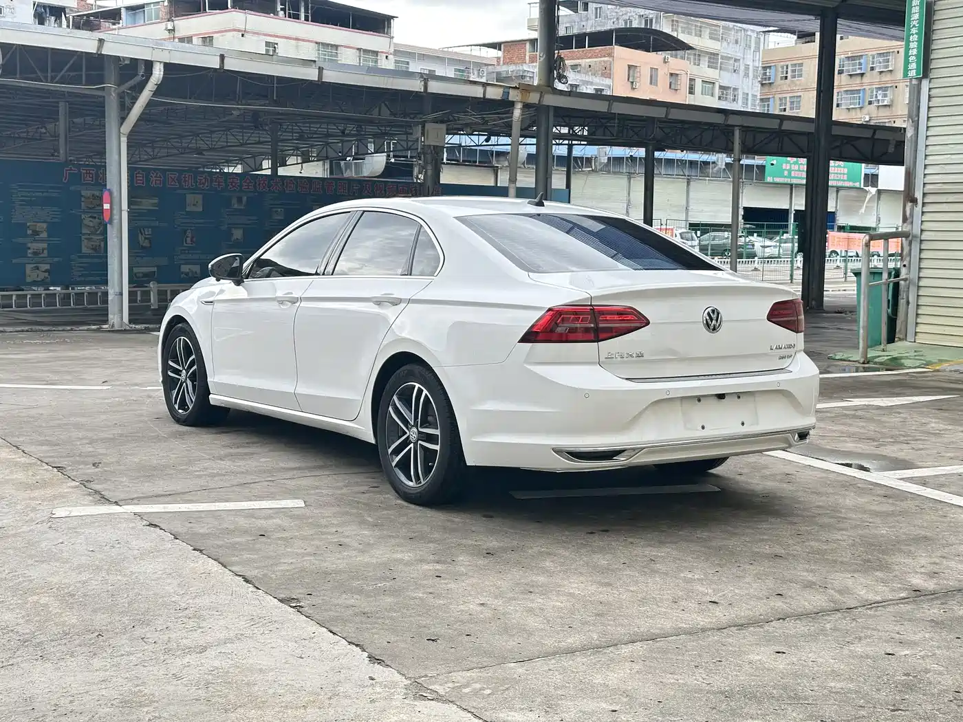 Volkswagen Lamando 2021 280TSI DSG Comfort Edition фото 5