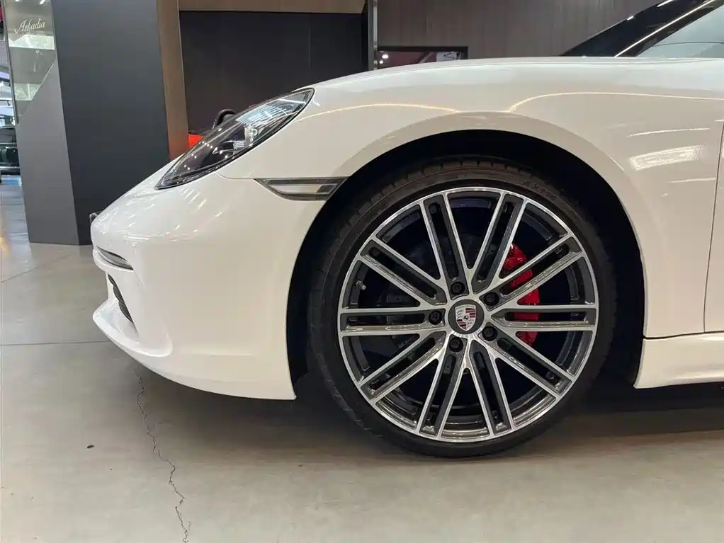 Porsche 718 2018 Boxster 2.0T фото 16