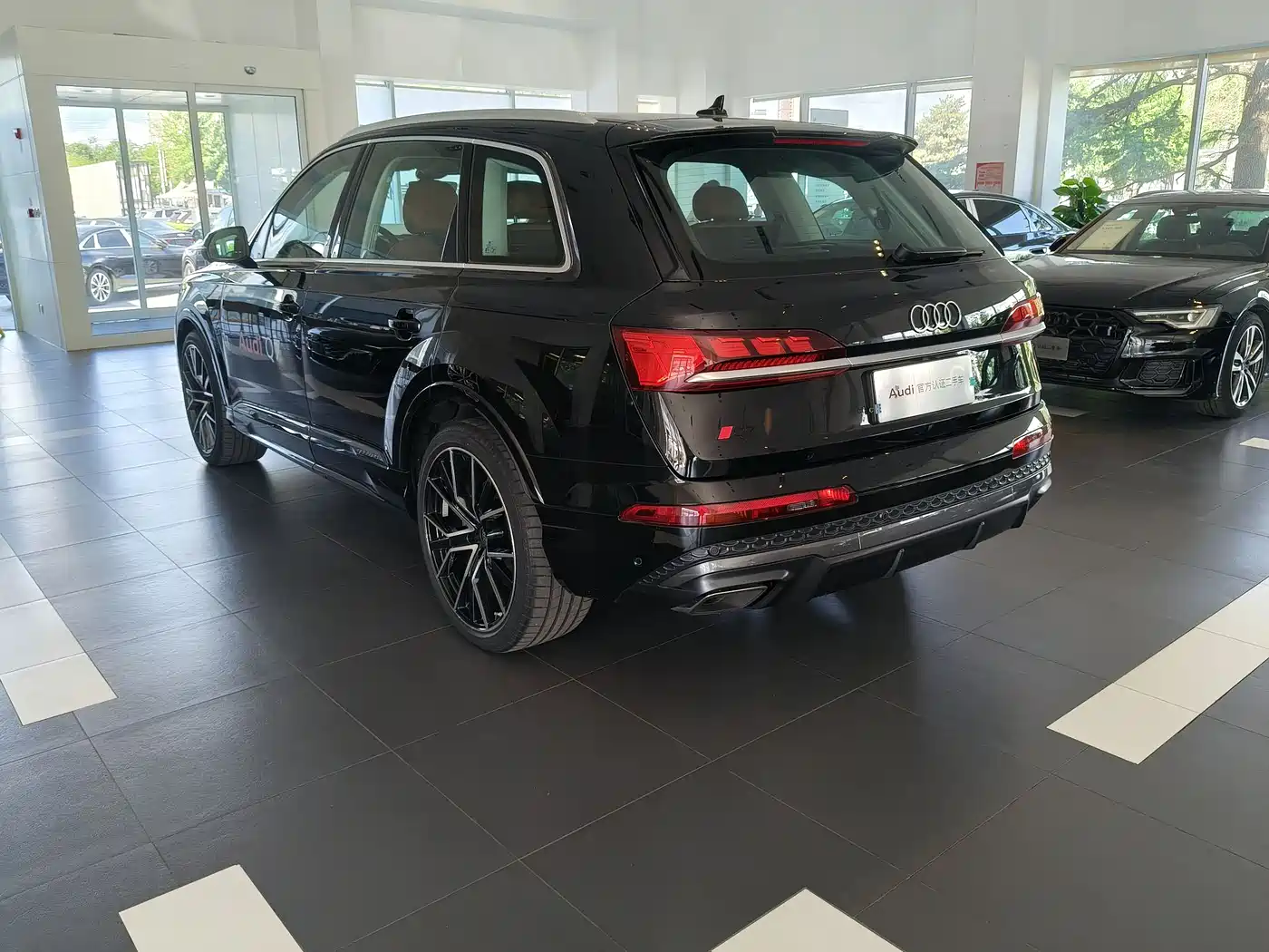 AUDI Q7