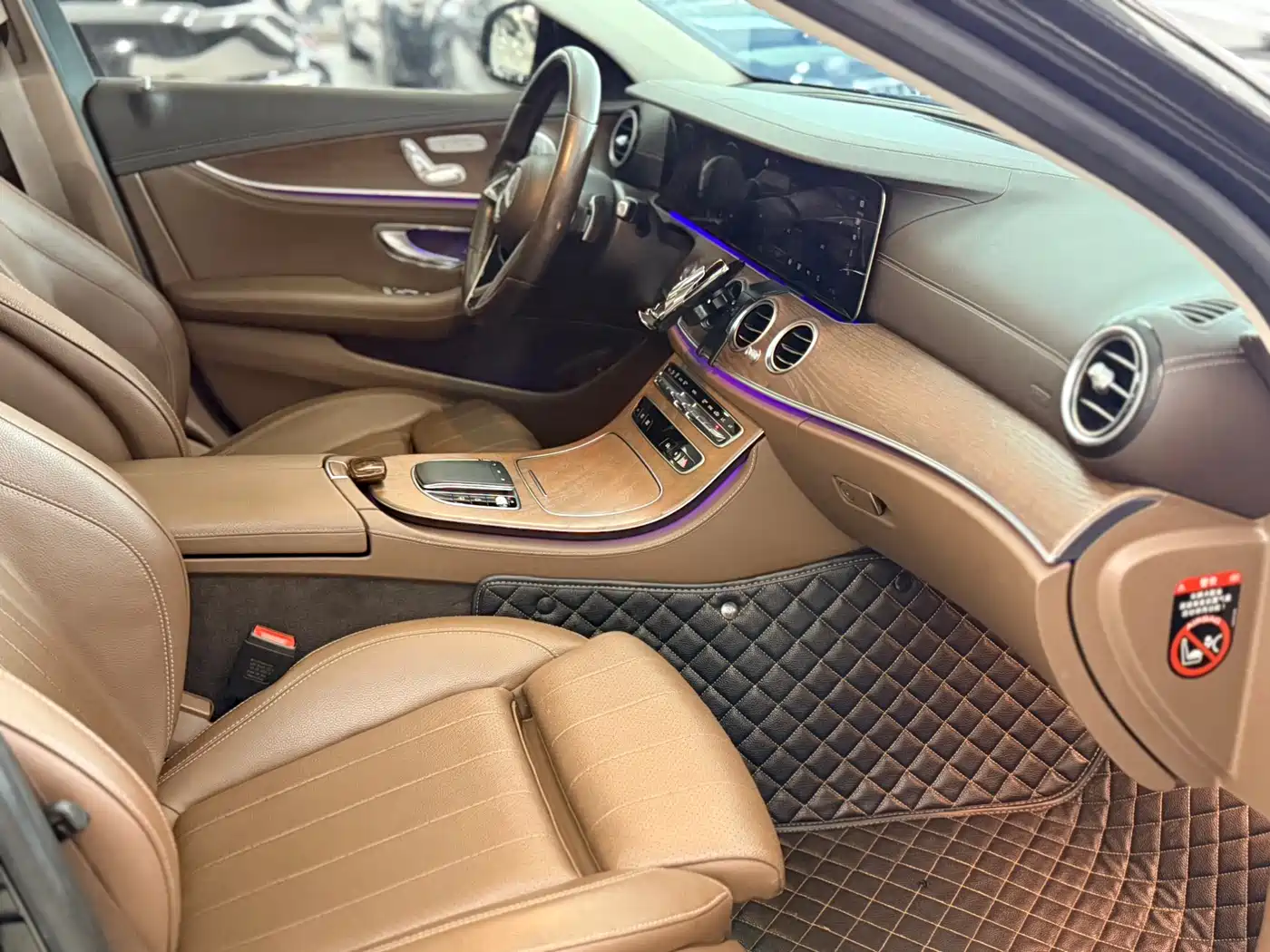 Mercedes-Benz E-Class 2022 E 300 L Luxury фото 10