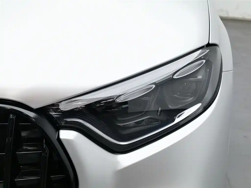 MERCEDES-BENZ GLC AMG