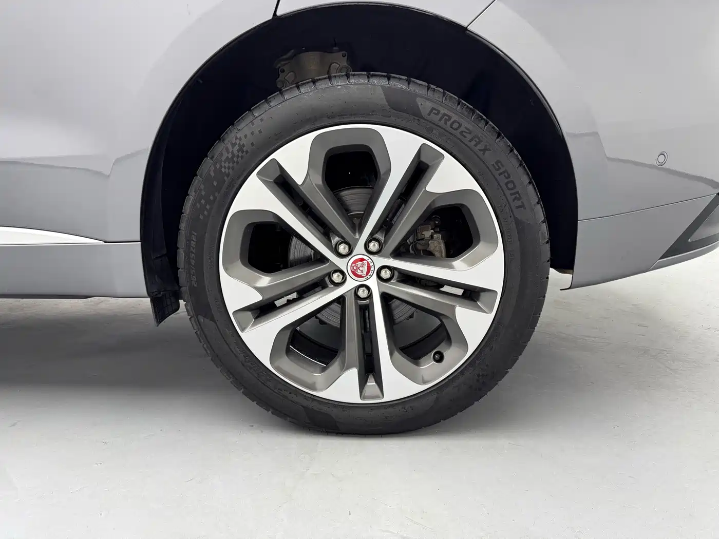 Jaguar F-PACE 2022 2022 Model P340 R-Dynamic SE