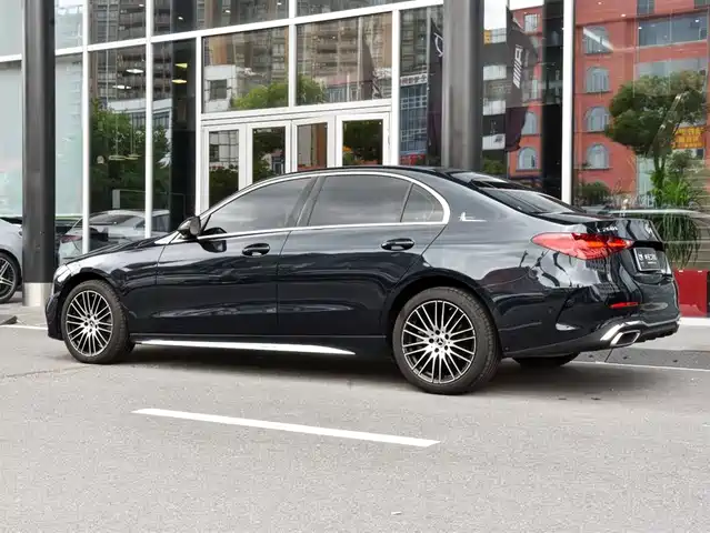Mercedes-Benz C-Class 2025 C 260 L Sport Edition — фото 4