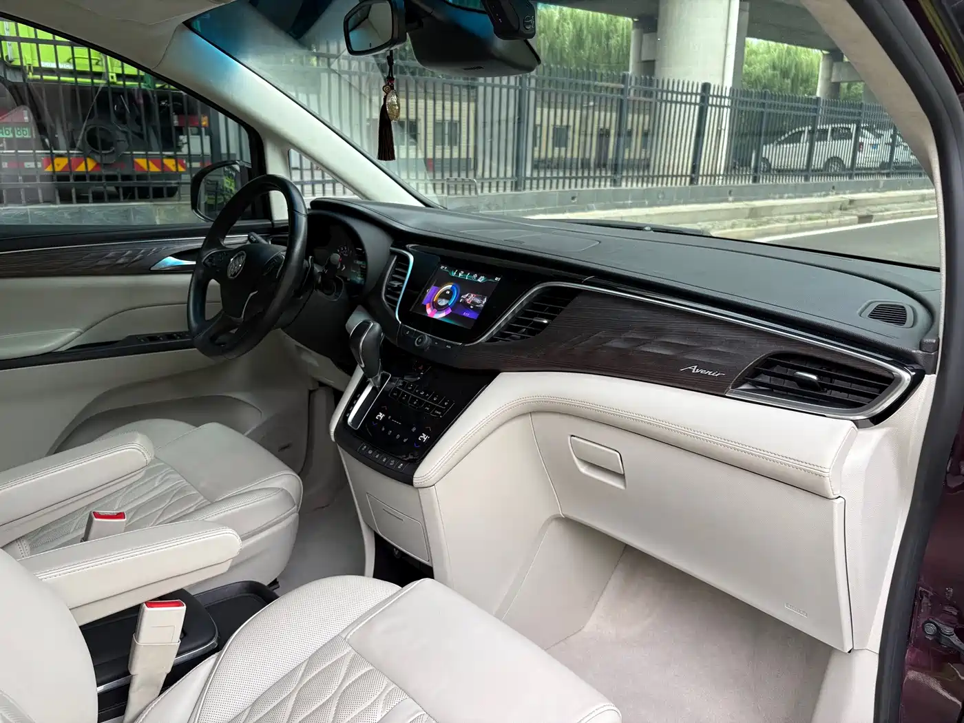 Фото 6 - Buick GL8