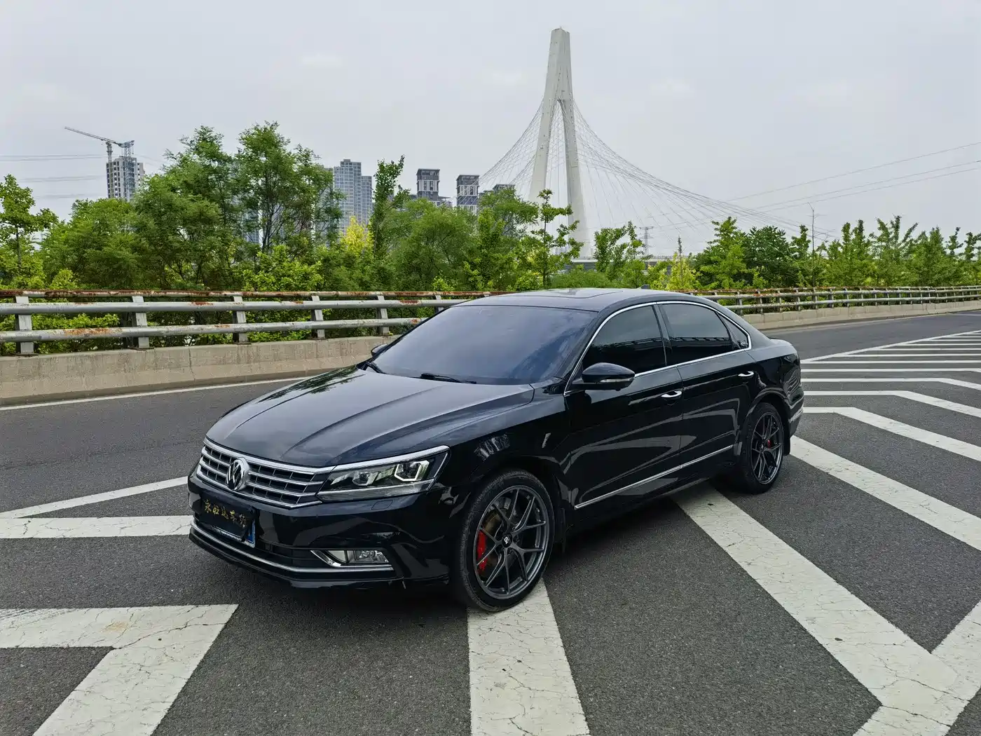 Volkswagen Passat 2017 330TSI DSG Luxury