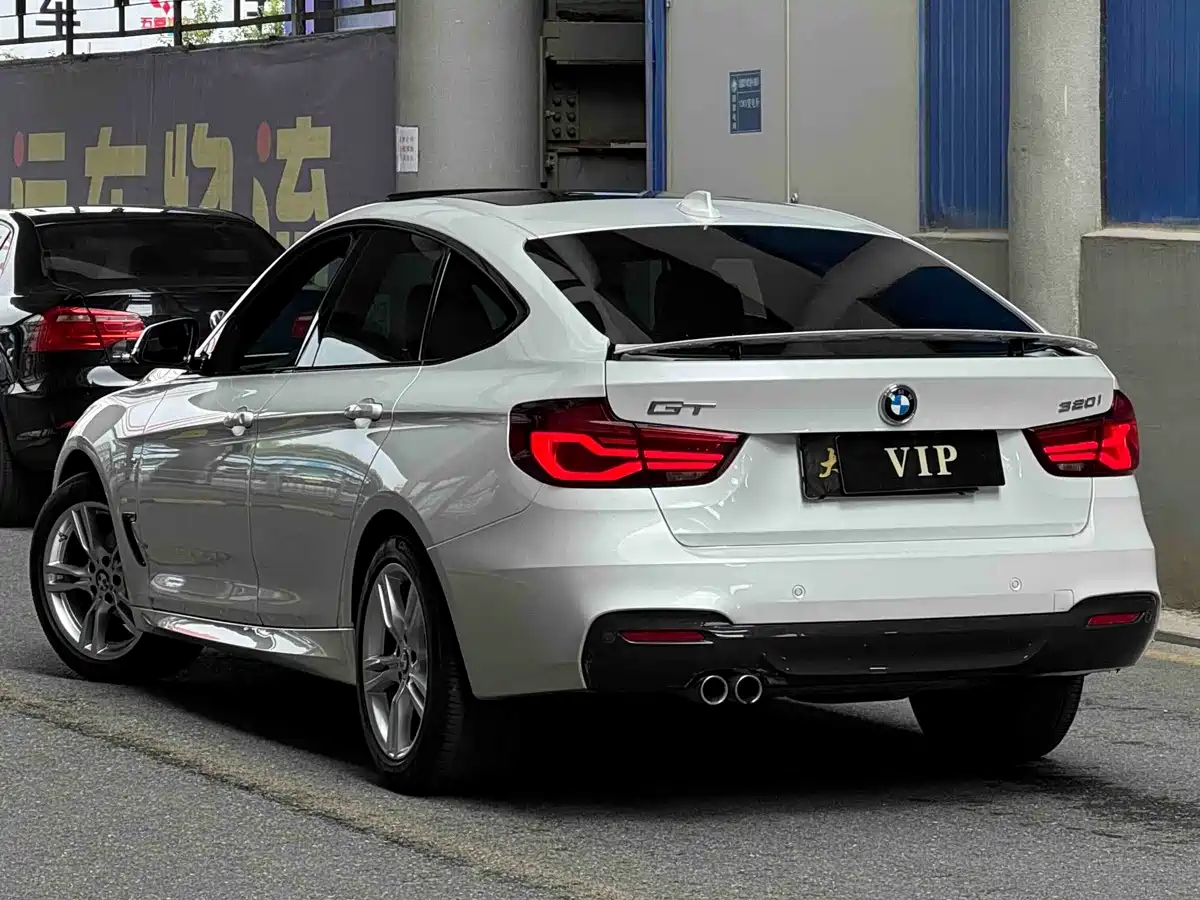 BMW 3 Series GT 2021 2020 320i M Sport Package