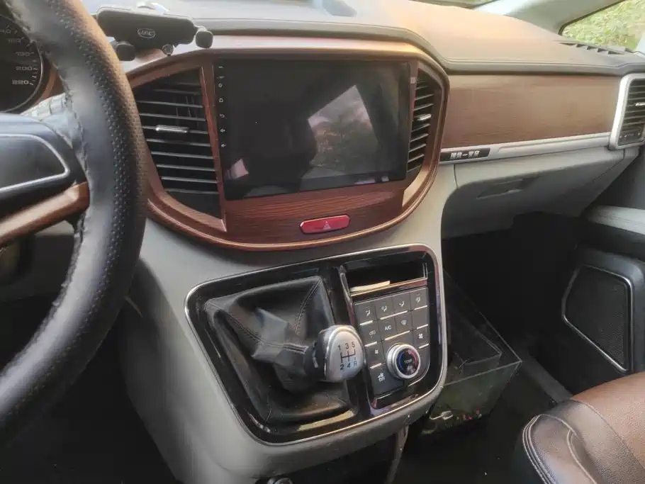 JAC Refine M4 2018 2016 2.0L Manual Comfort