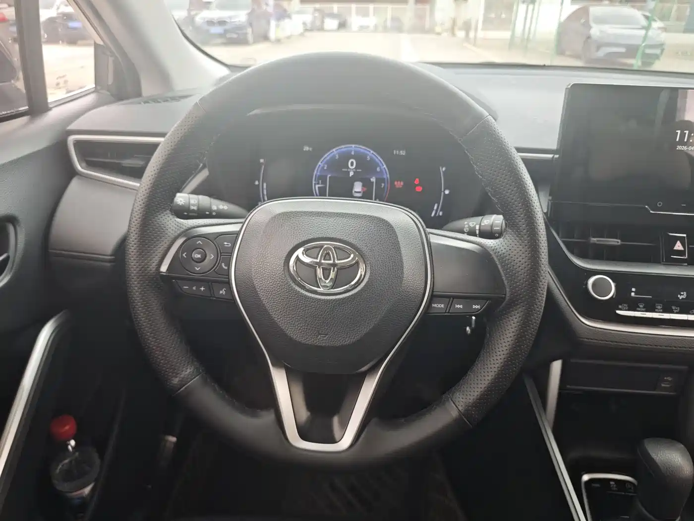 Toyota Frontlander 2023 2.0L CVT Elite Edition фото 12