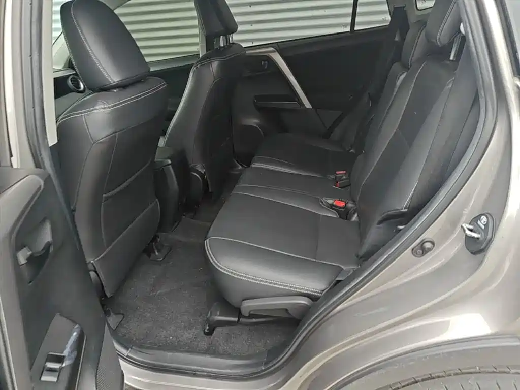 Toyota RAV4 Rongfang 2019 2.0L CVT 2WD Comfort Edition China VI фото 17