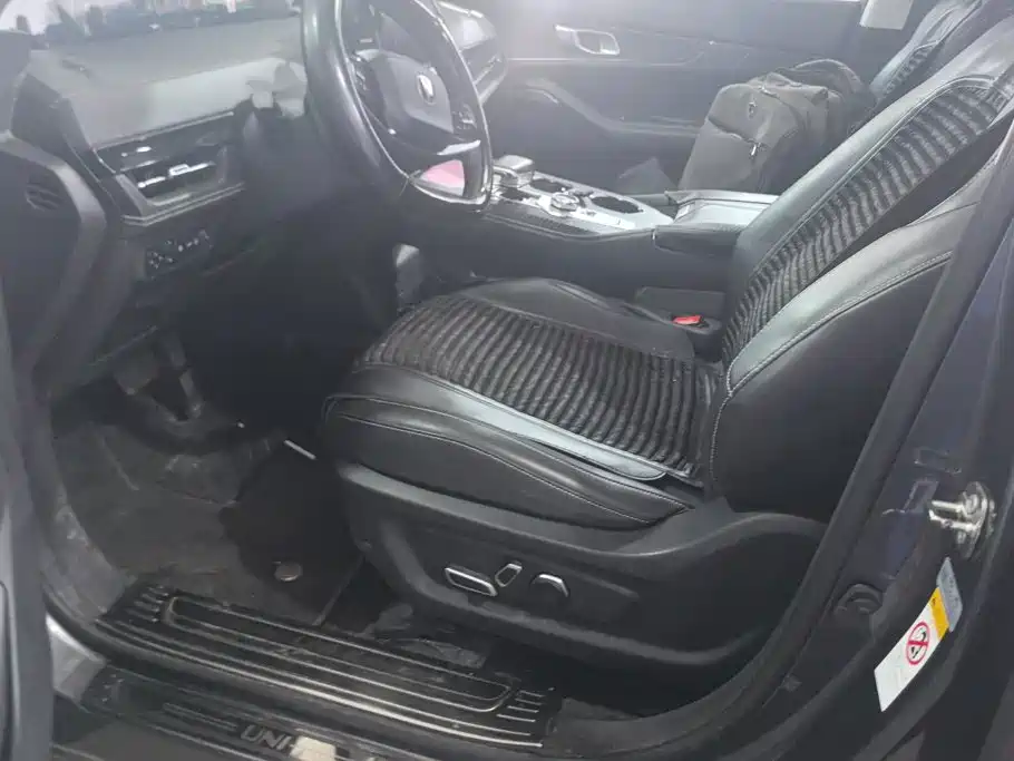 Changan UNI-K iDD 2023 2023 Smart Electric iDD 1.5T 135km Smart Fun Edition