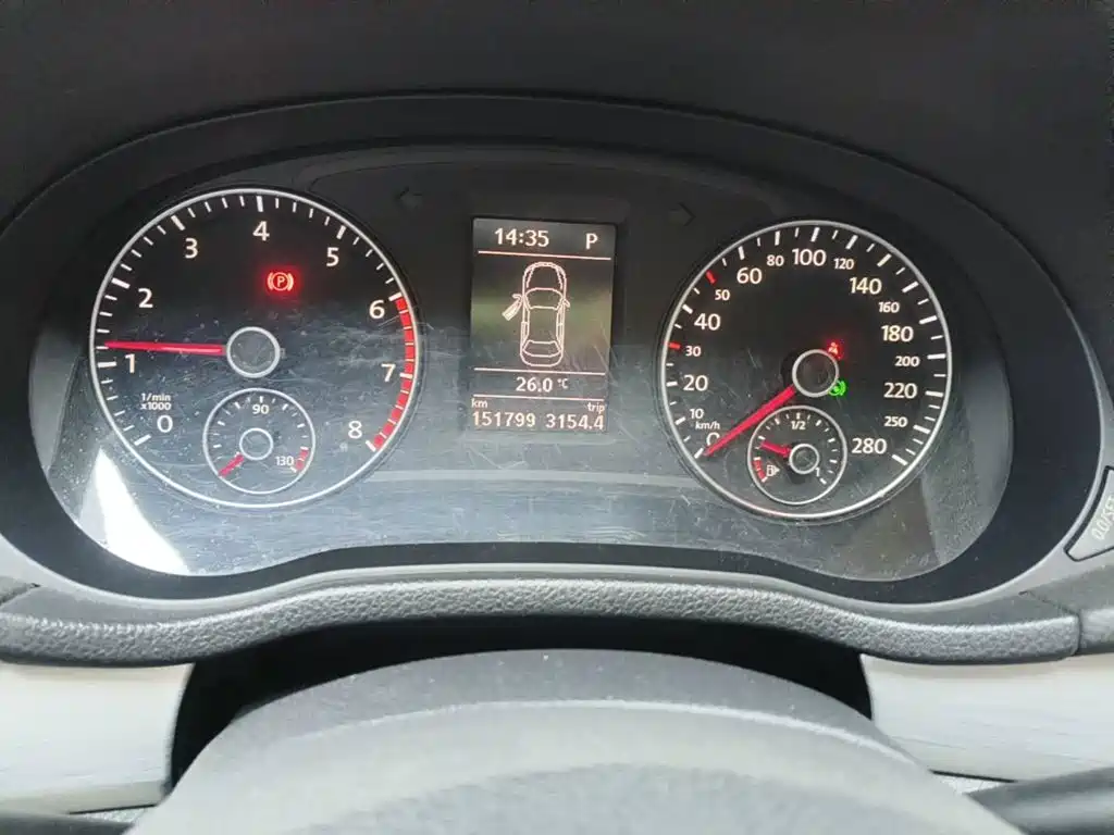 Фото 4 - Volkswagen Passat