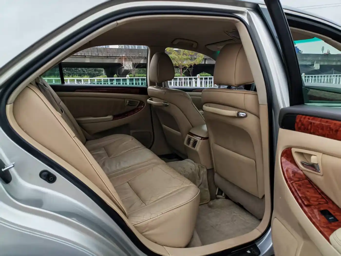 Toyota Crown 2006 2.5L Royal Leather Edition фото 13