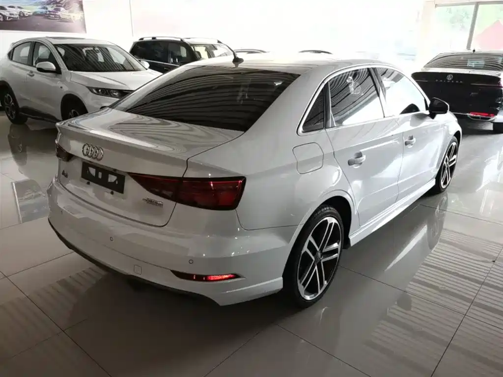 Audi A3 2019 Limousine 35 TFSI Sport China VI фото 7