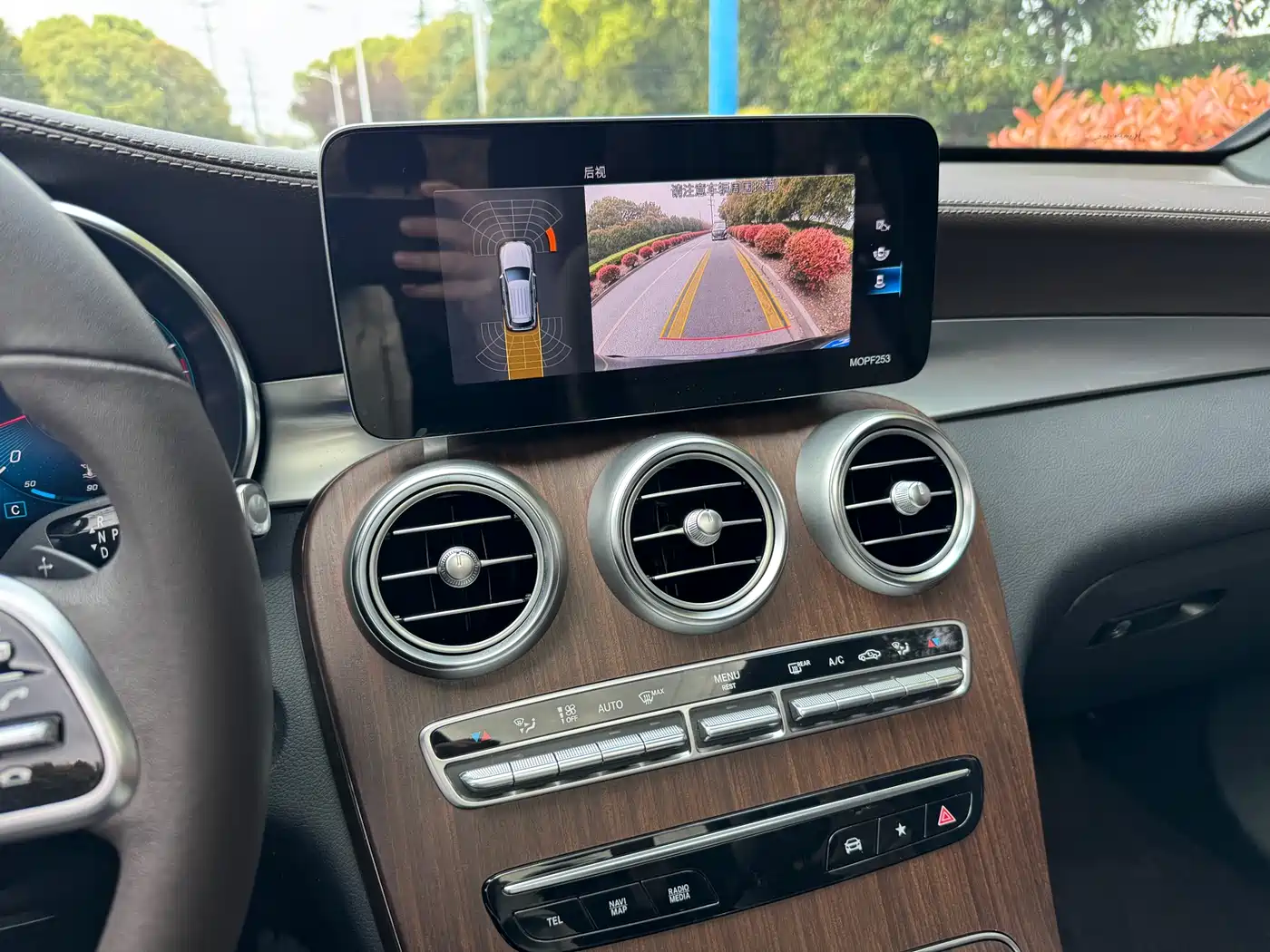 Mercedes-Benz GLC 2021 GLC 300 L 4MATIC Sporty фото 11