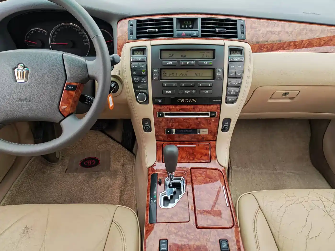 Toyota Crown 2006 2.5L Royal Leather Edition фото 11