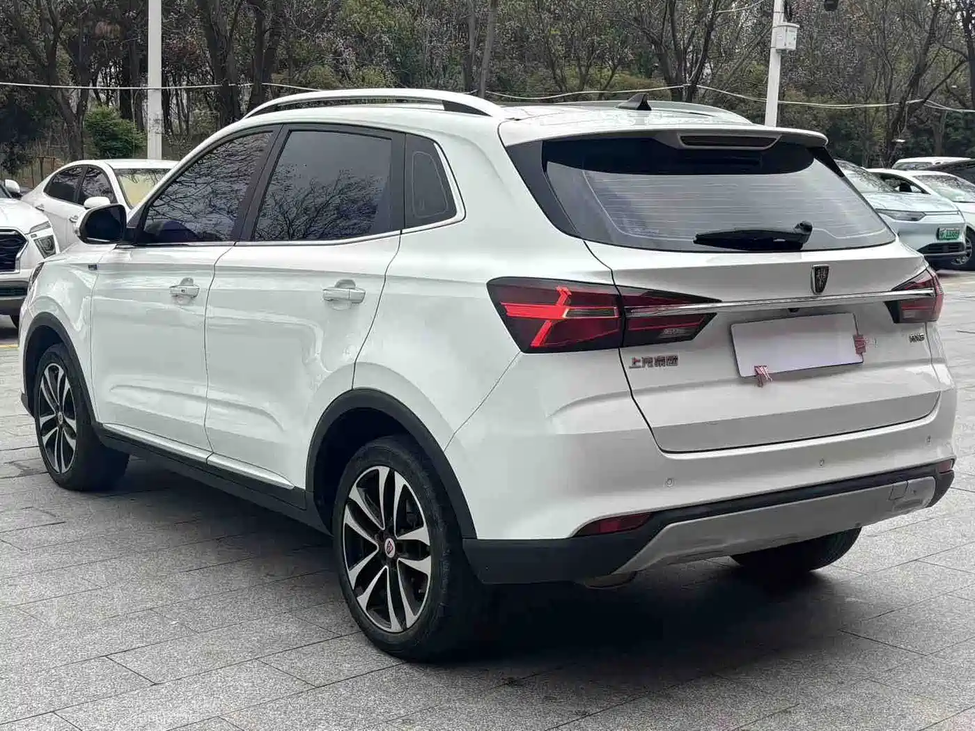 ROEWE RX3
