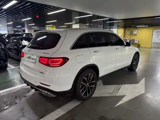 Mercedes-Benz GLC 2022 Model GLC 260 L 4MATIC Luxury Edition — фото 4