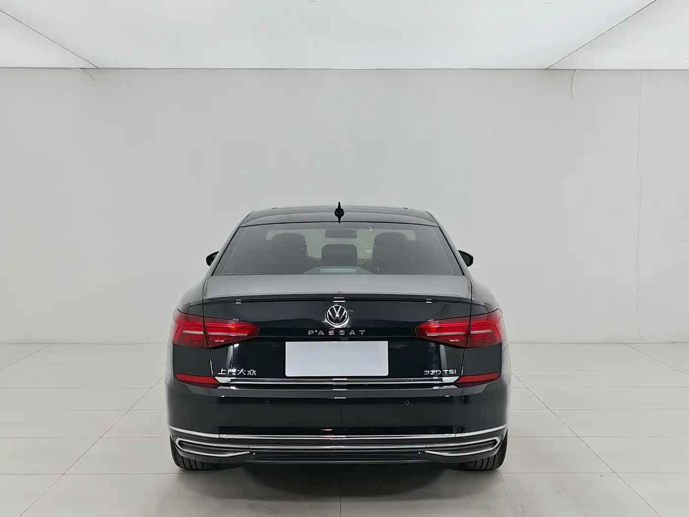 Volkswagen Passat 2020 Facelift 330TSI Luxury China VI фото 4
