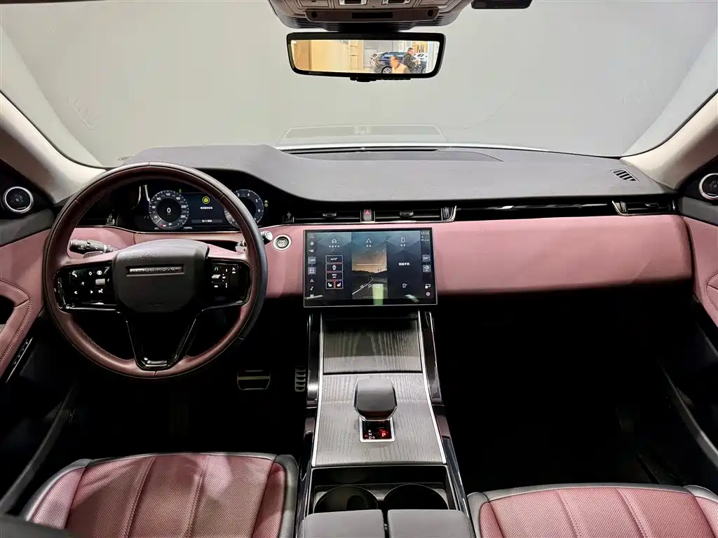 Land Rover Range Rover Evoque 2024 Range Rover Evoque L 249PS Light Master Edition фото 13