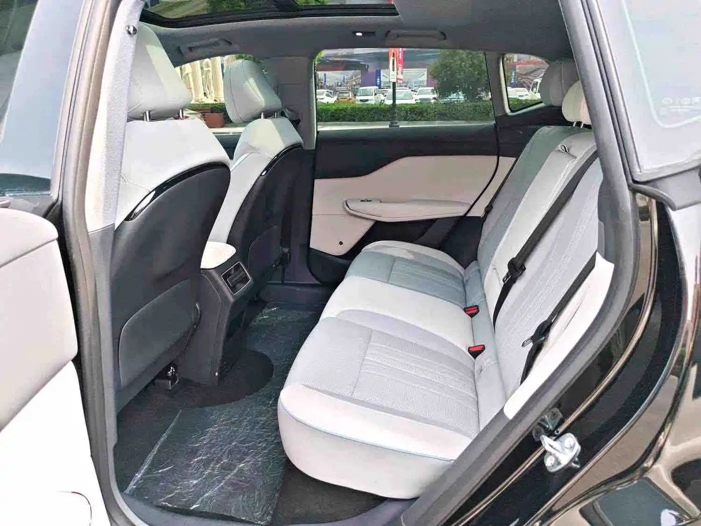 Voyah Auto Voyah Zhiyin 2024 Long Range Super Charging Edition фото 9
