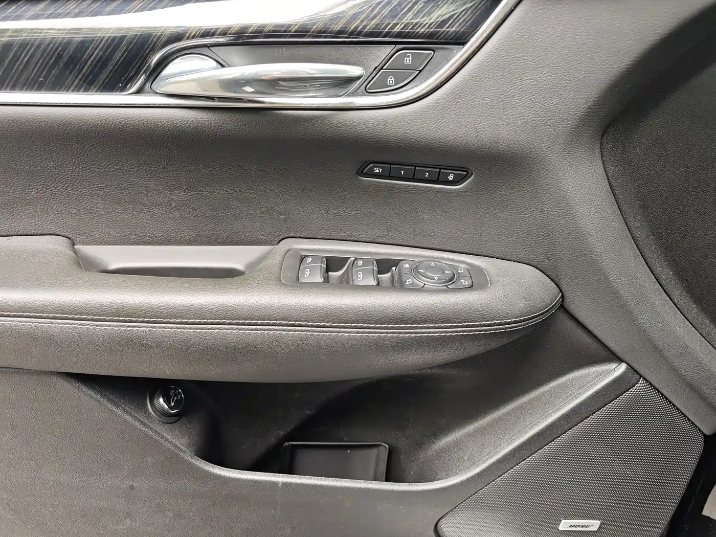 Cadillac XT6 2021 28T 6-Seater Luxury фото 17