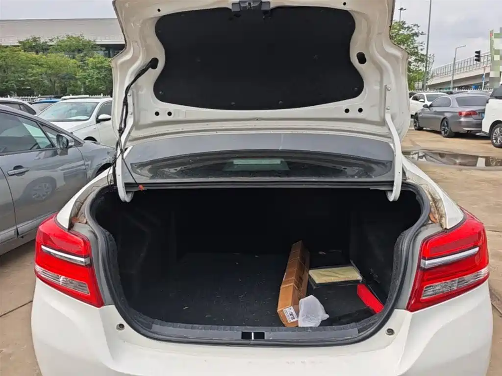 Toyota Vios 2017 1.5L CVT Pioneer фото 15