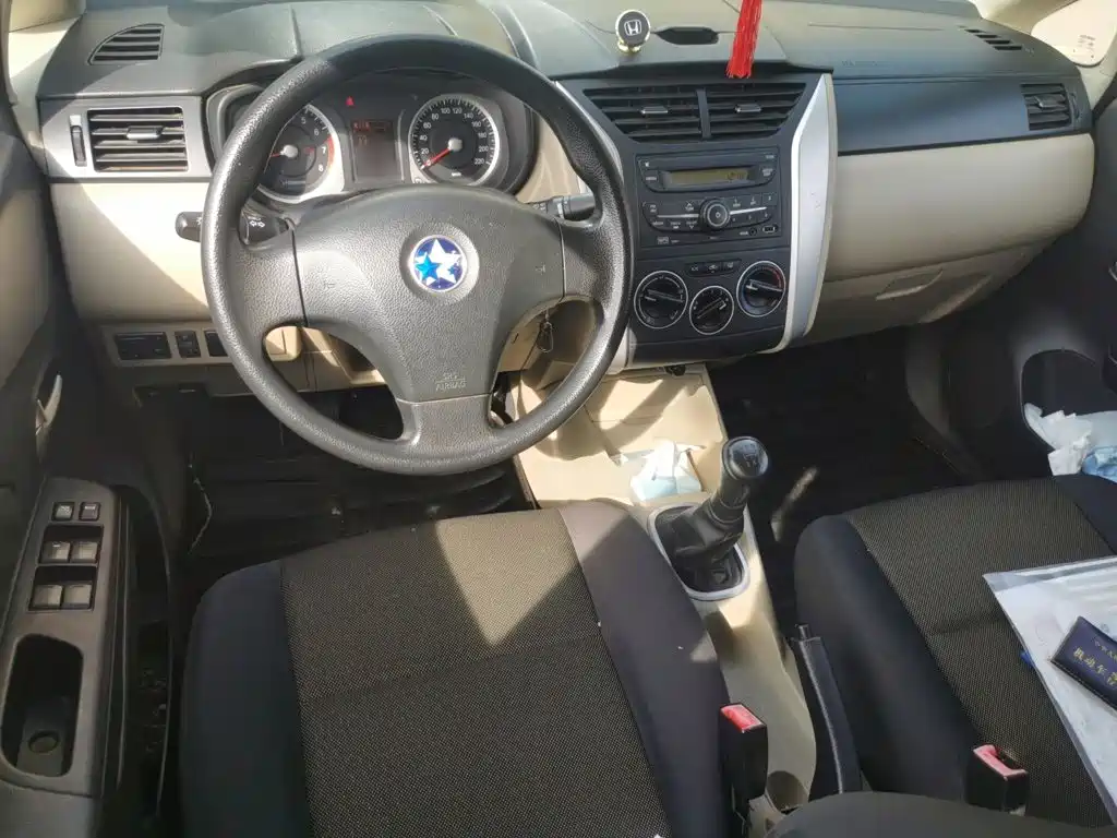 Venucia R50 2015 2013 1.6L Manual Fashion