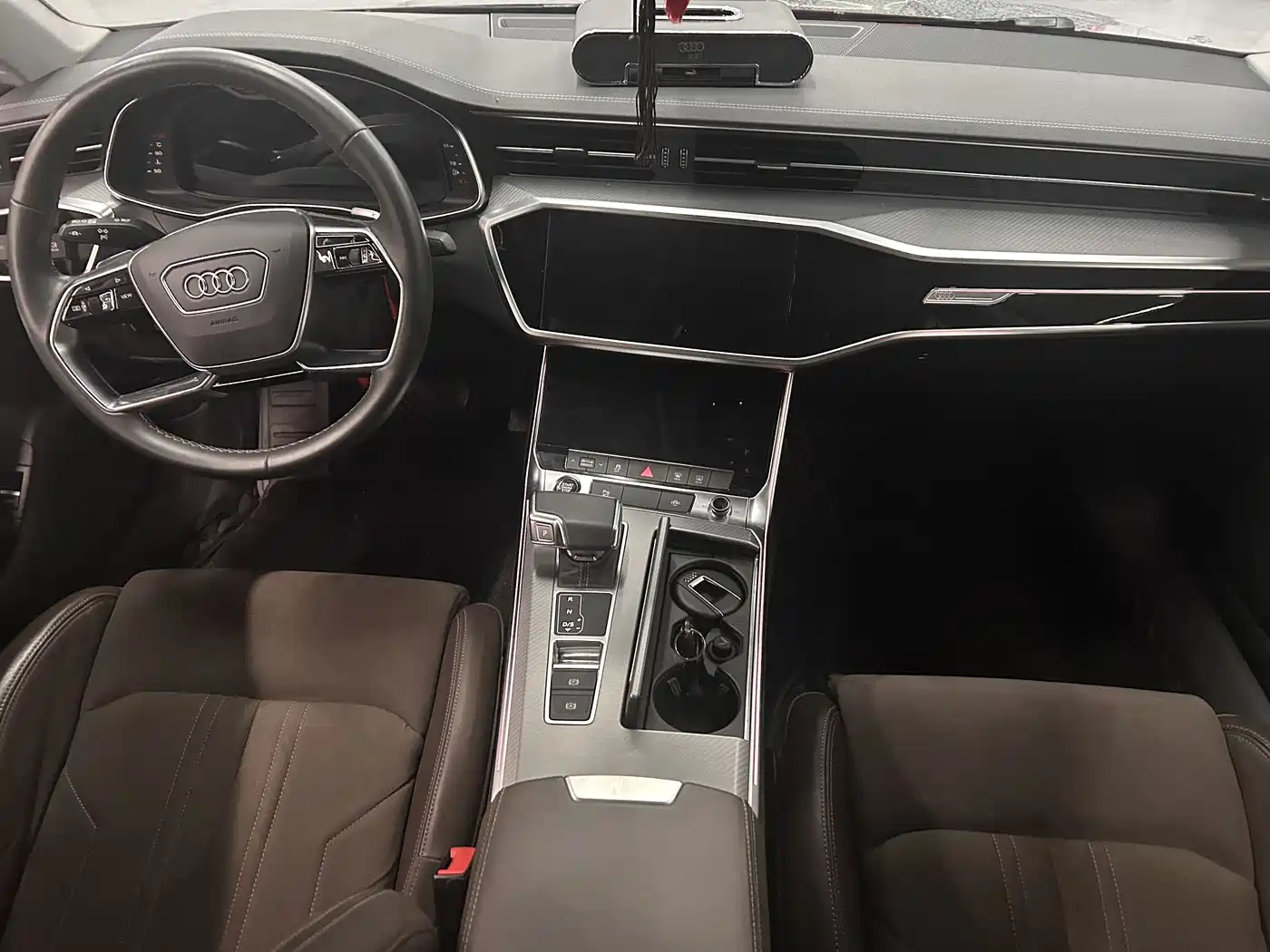 Audi A7L 2022 45 TFSI S-line Dream Builder Edition фото 5
