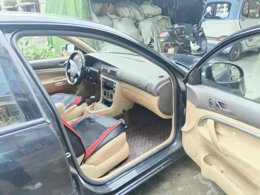 Photo 12 - Volkswagen Passat