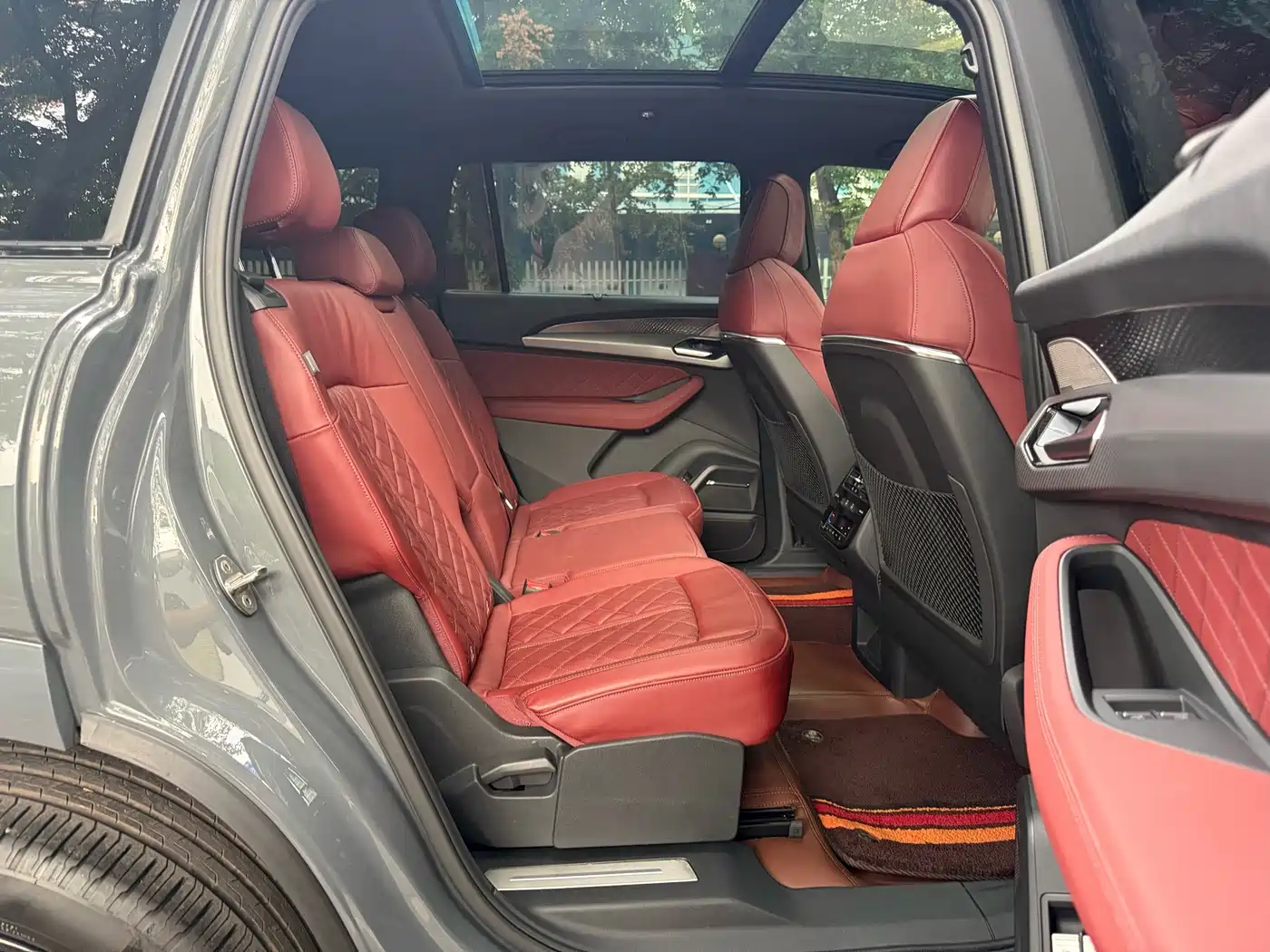 Audi Q6 2024 2024 45 TFSI quattro Shadow Warrior Edition 7-seater