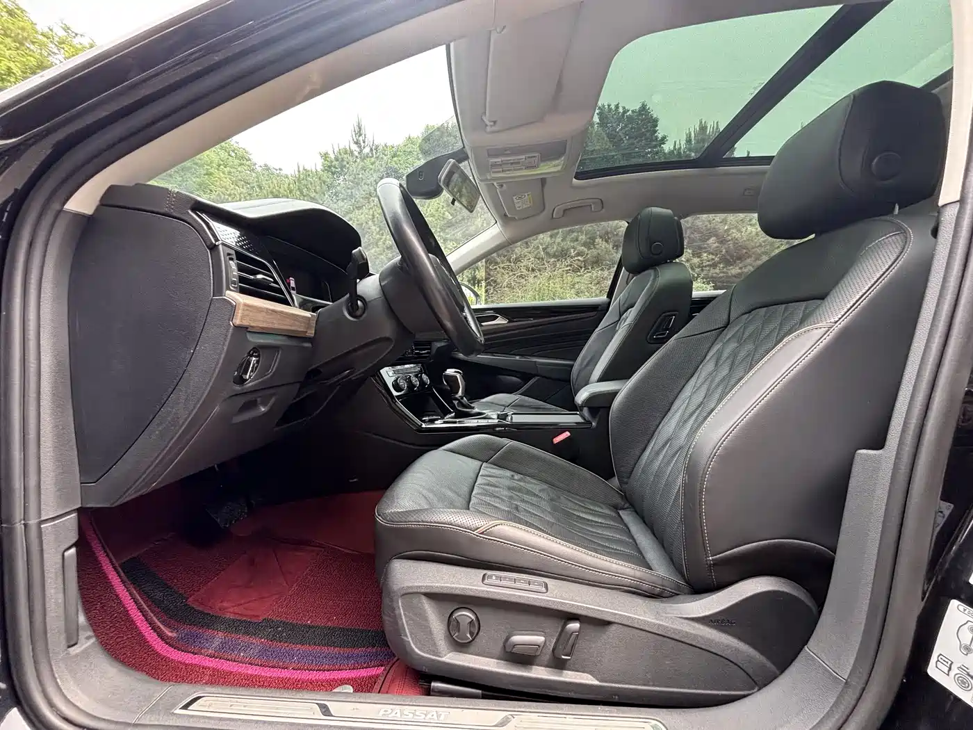 Volkswagen Passat 2019 330TSI Luxury Edition China VI фото 7