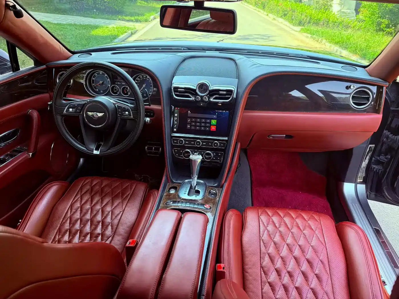 Bentley Flying Spur 2013 6.0T W12 Luxury Edition фото 5