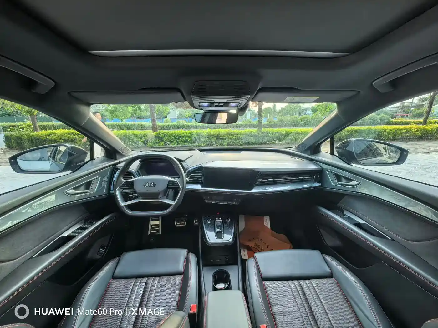Audi Q5 e-tron 2022 40 e-tron Starlight Mech Suit фото 6