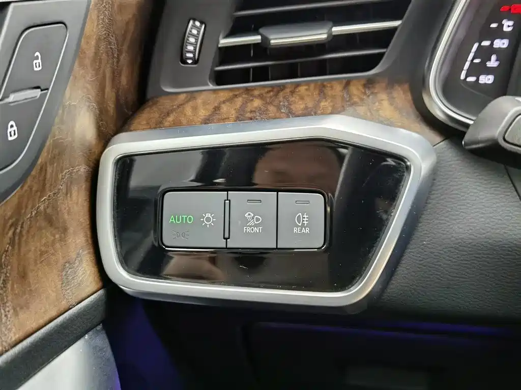 Audi A6L 2021 45 TFSI Exclusive Elegance фото 21
