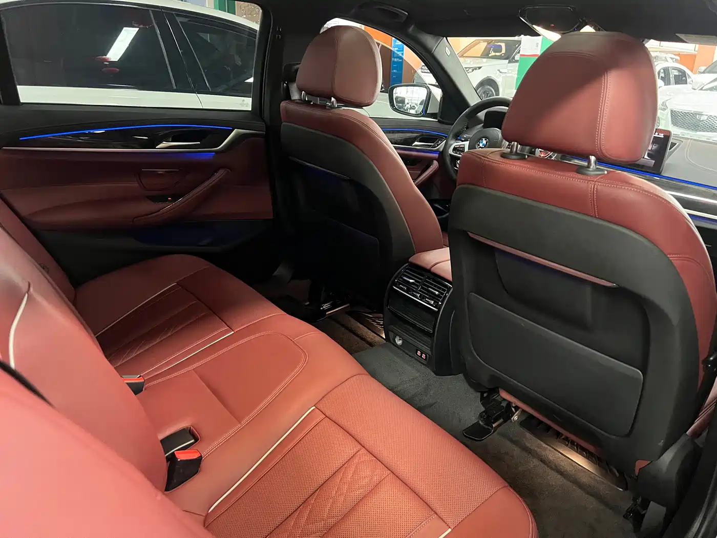 BMW 5 Series 2021 525Li M Sport Package фото 6