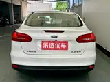 Фото 4 - Ford Focus