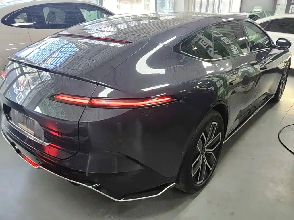 Avatr 12 2024 2023 Model 700 Triple Laser RWD Luxury Edition