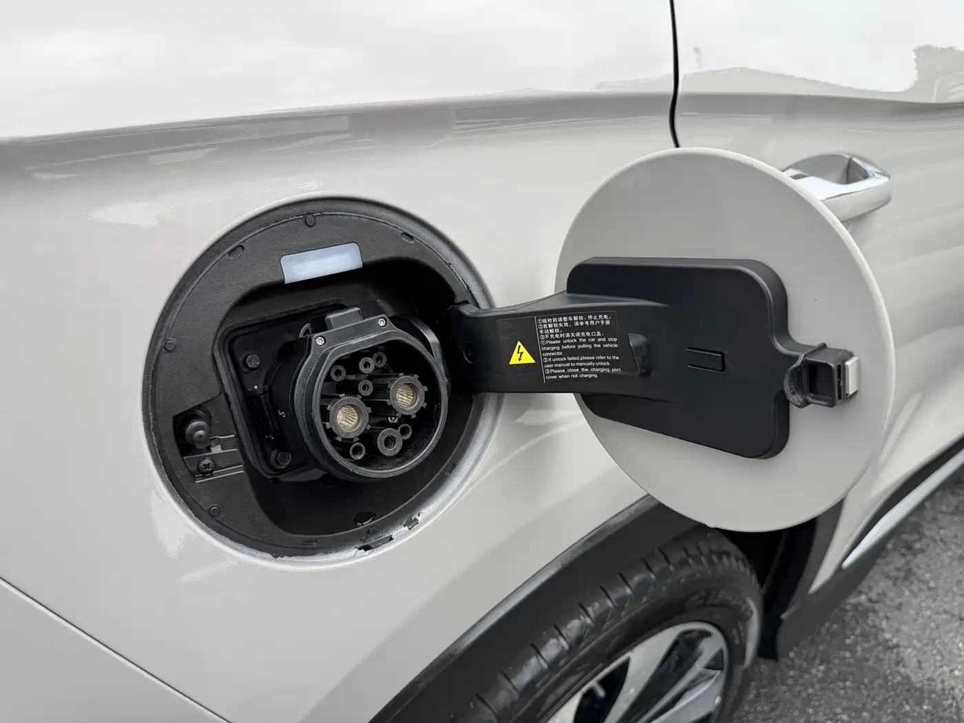 BYD Song PLUS PHEV 2023 Champion Edition DM-i 110KM Flagship фото 20