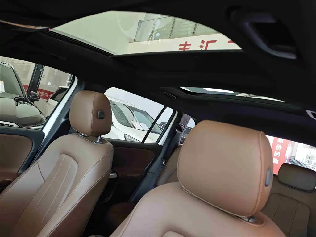 Mercedes-Benz GLB 2023 GLB 220 Dynamic фото 15